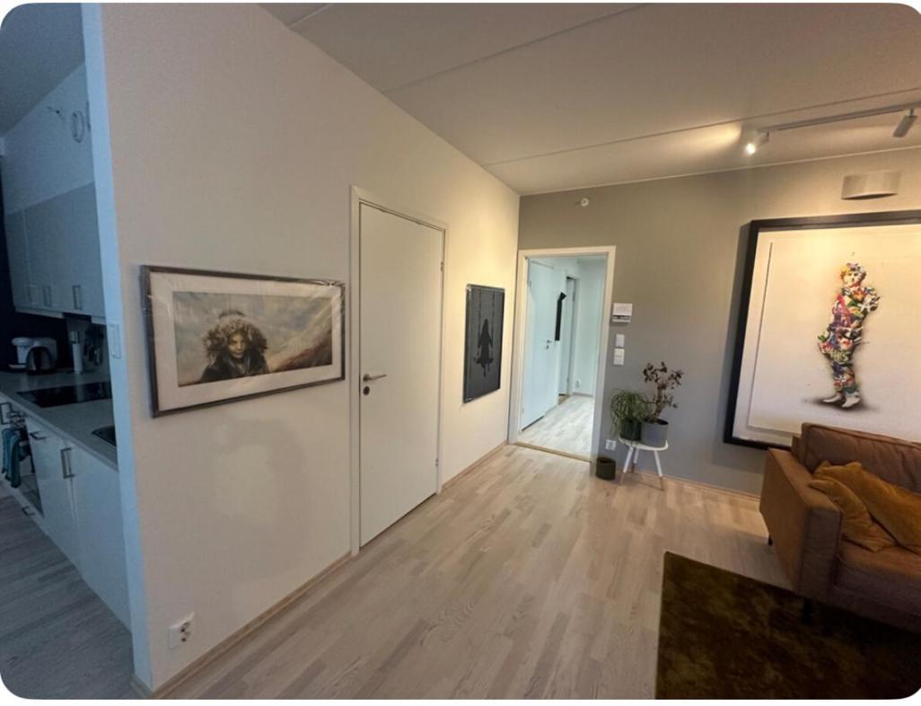 Moderne Leilighet Сторд Екстериор снимка
